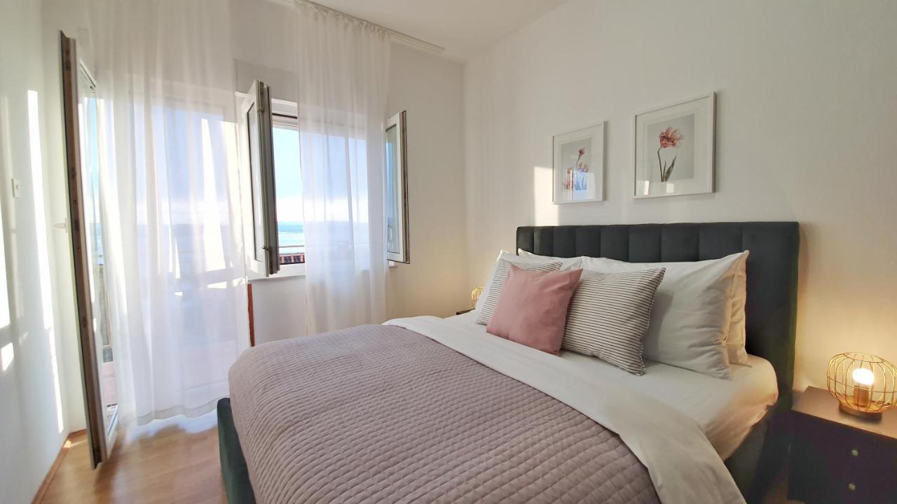 קריקווניצה Seaview Apartment With Balcony And Terrace Barac מראה חיצוני תמונה