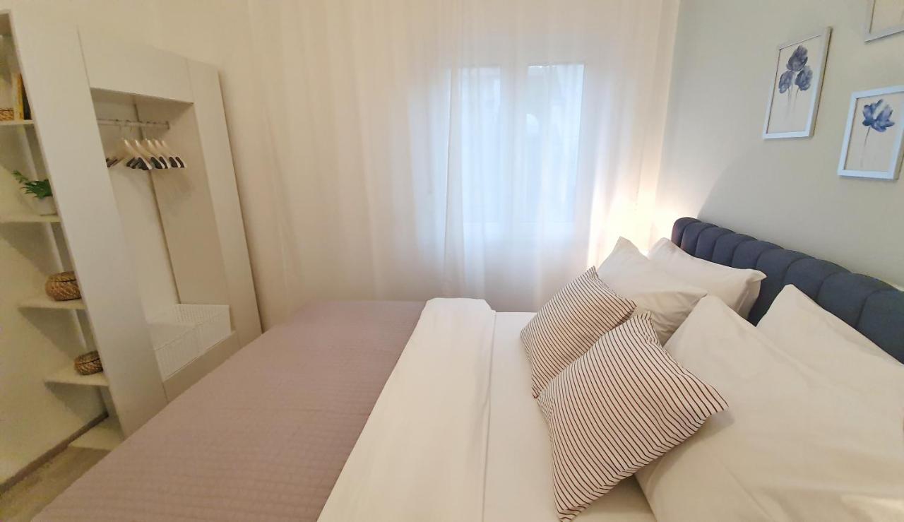 קריקווניצה Seaview Apartment With Balcony And Terrace Barac מראה חיצוני תמונה